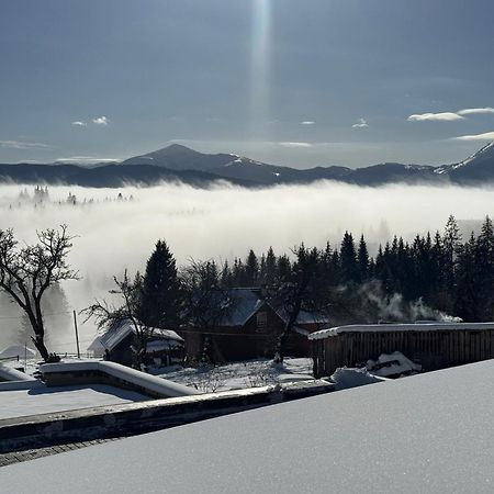 Apartamento Високий Перевал, Bukovel Yablunytsya Exterior foto